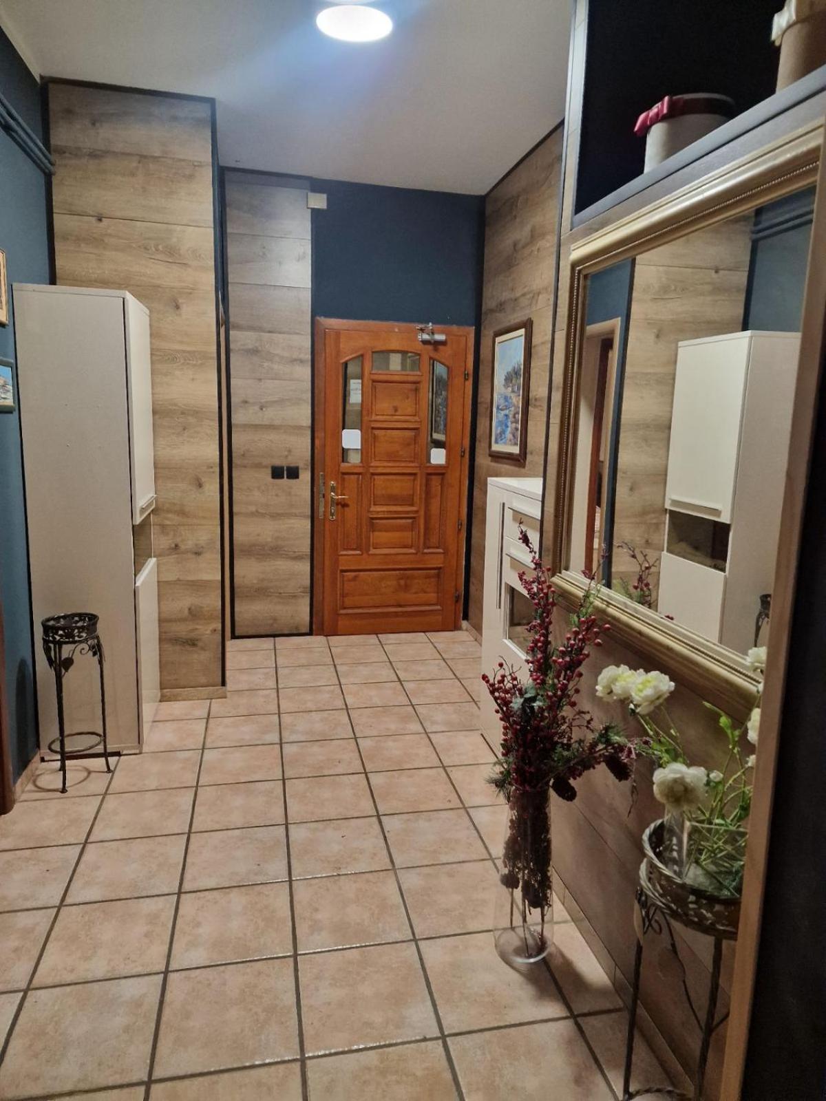 Guest House Maja ノヴィ・サド エクステリア 写真