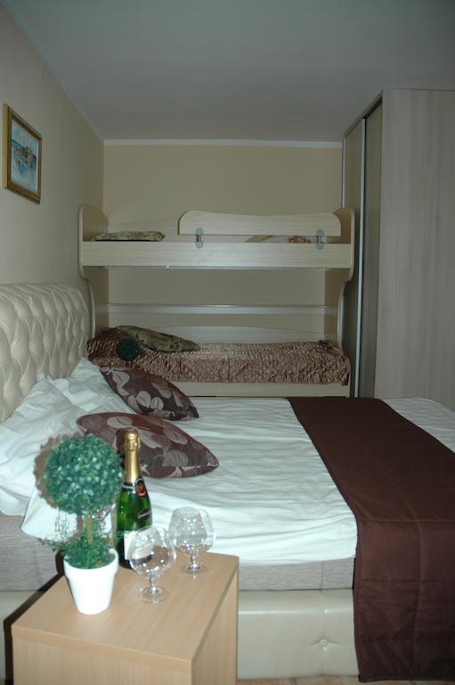 Guest House Maja ノヴィ・サド 部屋 写真