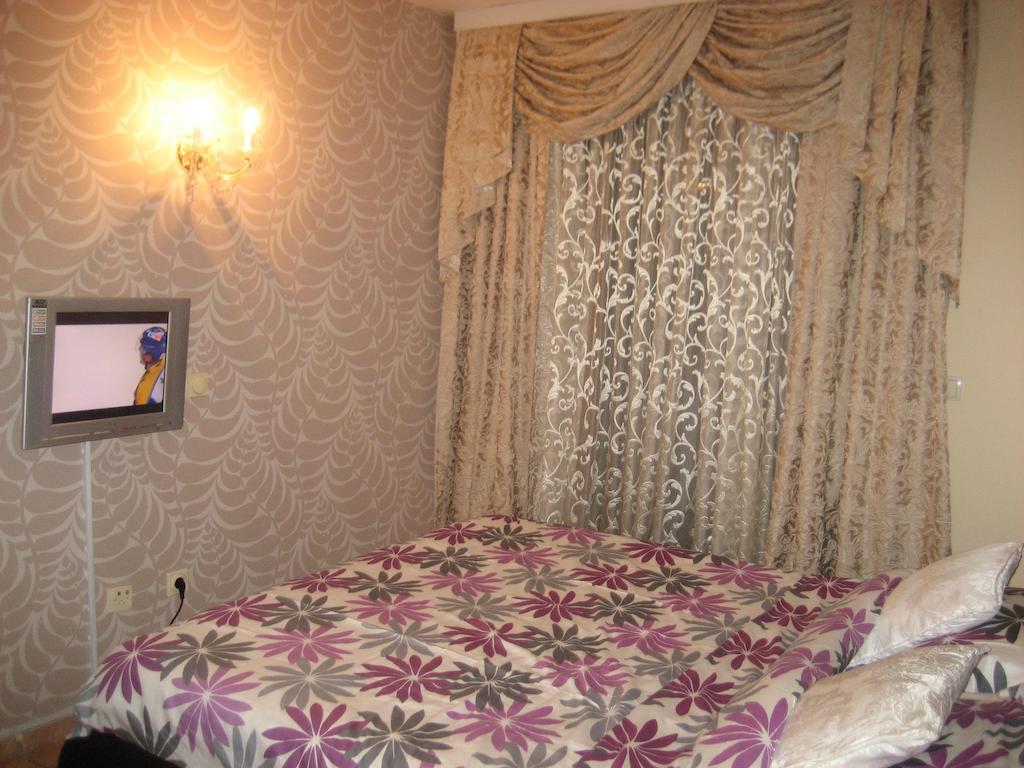 Guest House Maja ノヴィ・サド エクステリア 写真